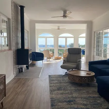 Haven House , Bom Sucesso Villa